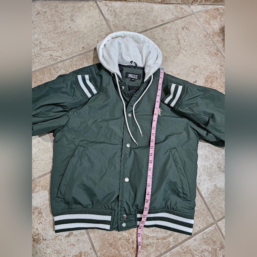 Grizzly Mens XS Varsity Jacket Green Hooded Snap Front Skate Streetwear Retro - Picture 6 of 6